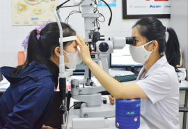 Không có tình trạng khan hiếm thuốc trị đau mắt đỏ tại TP Hồ Chí Minh
