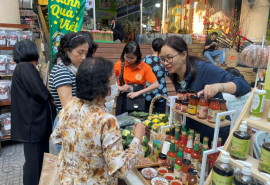 TP. HCM: Gần 1.000 nông đặc sản có mặt tại phiên chợ “Tết xanh - Quà Việt' 2024