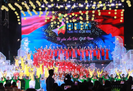 Lễ hội Áo dài TP.HCM năm 2024 với chủ đề ‘Tôi yêu Áo dài Việt Nam’