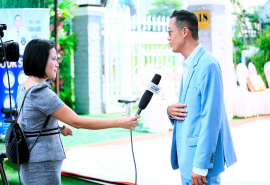 Công ty TNHH Nguyên Anh Healthcare đồng hành cùng sự kiện 'Đón nhận áo Blouse Khai bút triệu chữ ký vì sức khỏe sắc đẹp cộng đồng Việt Nam'