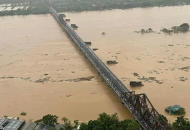 Thủ tướng Chính phủ: Tập trung ứng phó lũ lớn, đảm bảo an toàn đê điều trên các sông ở Bắc Bộ