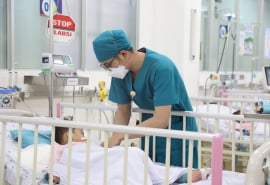 Sởi, sốt xuất huyết, tay chân miệng đồng loạt gia tăng ở miền Nam