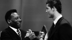  Ronaldo, Neymar, Messi viết 'tâm thư' tiếc thương Pele