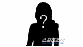Bệnh viện phẫu thuật thẩm mỹ lộ clip khỏa thân của 30 nghệ sĩ Hàn Quốc