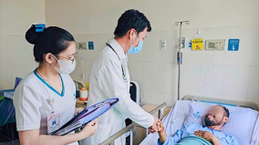 Cứu sống bệnh nhân viêm màng não nguy kịch