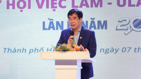 Sinh viên tiếp cận hàng trăm cơ hội việc làm tại Ngày hội Ulaw Career A Day 2025