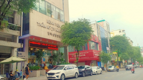 Khách hàng khởi kiện ra tòa vụ Bệnh viện JW Hàn Quốc bị khách hàng tố nâng hỏng ngực