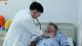 Nam thanh niên nguy kịch vì dị ứng thuốc, tổn thương hơn 80% da