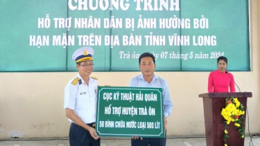 Vĩnh Long: Hỗ trợ Nhân dân bị hạn mặn trên địa bàn huyện Trà Ôn