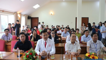 Tạp chí Sức Khỏe Cộng Đồng cùng các đơn vị đồng hành tổ chức chương trình thiện nguyện hưởng ứng 'Ngày Gia đình Việt Nam 28/6/2024'