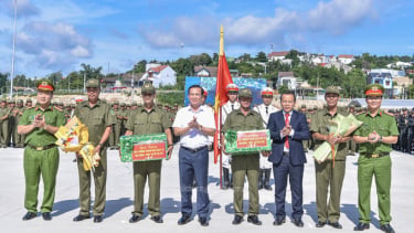 Đắk Nông: Đồng loạt tổ chức lễ ra mắt lực lượng tham gia bảo vệ an ninh trật tự ở cơ sở