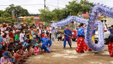 Đắk Lắk: Vui Tết Trung thu – Ngày trẻ em tại trại phong Ea Na