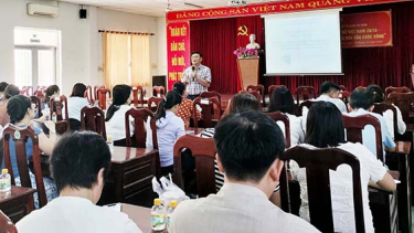 Cần Thơ: Tập huấn về cập nhật các quy định về tiêm chủng, quy trình bảo quản vắc xin