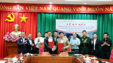 Đắk Lắk: Ký kết văn bản hiệp đồng phối hợp công tác tìm kiếm cứu nạn hàng không