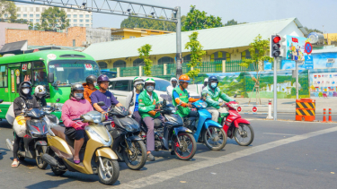 Những lưu ý trong việc chấp hành đèn tín hiệu giao thông mà người dân cần biết