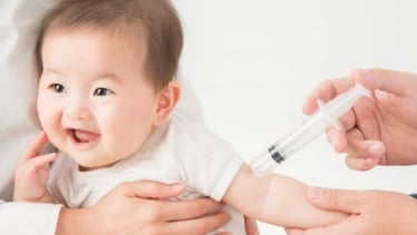 Thủ tướng yêu cầu đẩy nhanh tiêm chủng vaccine phòng, chống bệnh sởi