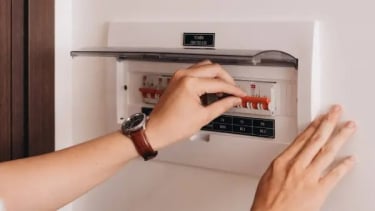 Sử dụng điện hiệu quả và an toàn trong mùa nắng nóng