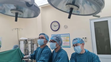 Cứu sống nam thanh niên mắc nhược cơ nhờ kỹ thuật mổ tuyến ức hiện đại
