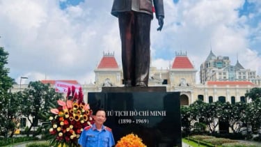 NHỚ ƠN BÁC