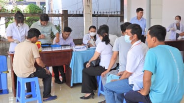 Cà Mau: Gần 220 nhân viên, người lao động được khám sức khỏe định kỳ