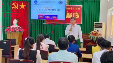 Cần Thơ tổ chức tập huấn tư vấn xét nghiệm HIV cho cán bộ y tế tuyến huyện, xã