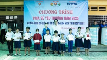 Chia sẻ yêu thương đến với học sinh và người nghèo Tây Ninh