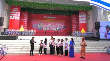 Chương trình tuyên truyền phổ biến pháp luật về an toàn giao thông học đường lần 3 tại tỉnh Cà Mau