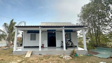 Cà Mau: Tiếp tục đẩy nhanh tiến độ thực hiện chương trình xóa nhà tạm, nhà dột nát