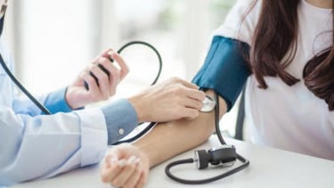 Tránh xa 3 món ăn này để ngủ ngon hơn nếu bạn bị huyết áp cao