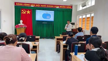 Cần Thơ: Tập huấn chăm sóc và điều trị HIV/AIDS cơ bản cho cán bộ y tế mới