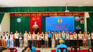 Công đoàn Đắk Lắk hỗ trợ đoàn viên 37 Mái ấm Công đoàn trong Tháng Công nhân