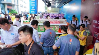 Tặng 450 phiếu mua hàng miễn phí cho người lao động