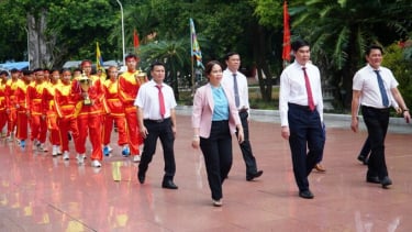 Rước Cúp Hoàng đế Quang Trung - Dấu ấn thiêng liêng của võ cổ truyền Bình Định