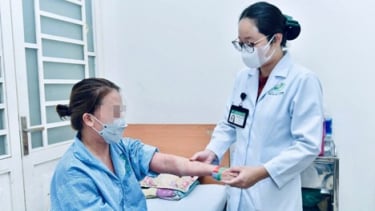 Nữ bệnh nhân nguy kịch khi dùng thực phẩm chức năng không rõ nguồn gốc