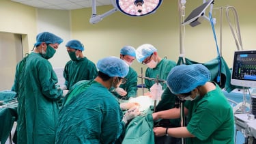 Quảng Ngãi: BVĐK tỉnh Quảng Ngãi 2 tiếp nhận chuyển giao phẫu thuật dị dạng lồng ngực bẩm sinh và các bệnh lý lồng ngực, tuyến giáp, mạch máu