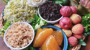 Tết Đoan Ngọ: Vì sao cả nước 'rủ nhau' ăn cơm rượu, bánh tro?