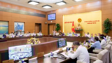 Từ hôm nay, vợ chồng được tự quyết số con, thời điểm và khoảng cách sinh