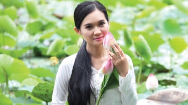 Hạnh Nguyên trở lại với ca khúc 'Thương về Củ Chi'