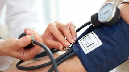 Kiểm soát huyết áp giúp cải thiện các bệnh lý tim mạch