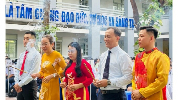 TP. HCM: Trung tâm Giáo dục nghề nghiệp – Giáo dục thường xuyên quận 7 tổ chức Lễ Giỗ tổ Hùng Vương: Hướng về cội nguồn dân tộc