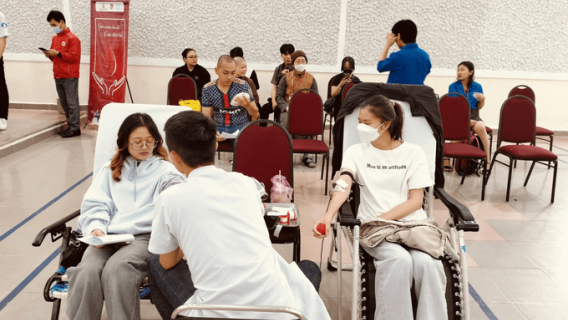 Hội Chữ thập đỏ tỉnh Lâm Đồng phối hợp với Trường Đại học Yersin Đà Lạt tổ chức hiến máu tình nguyện