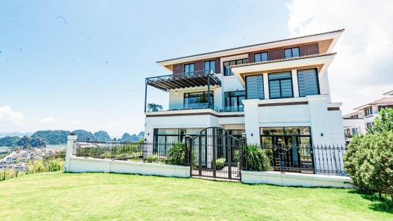 Villa Hạ Long 5 phòng ngủ, view biển FLC BT1240