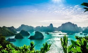 Hạ Long Check-In: Khám Phá Những Điểm Ảnh Đẹp Tại Vịnh Hạ Long