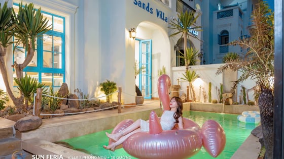Villa Sun Feria Hạ Long C 616: 7 phòng ngủ, sát biển