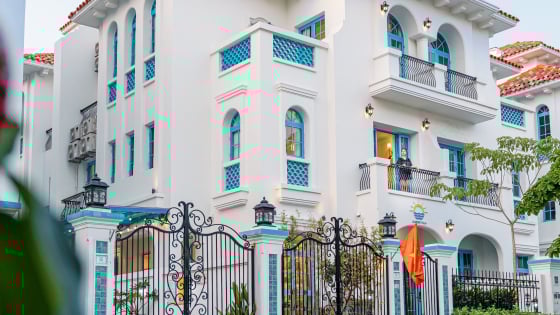 Villa Hạ Long 5 phòng ngủ, sát biển Sun Feria C 610