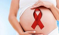 Làm sao để mẹ nhiễm HIV sinh con an toàn và khỏe mạnh?